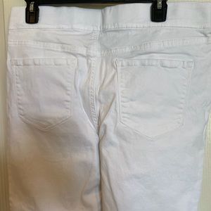 Nine West women’s white denim jeans
